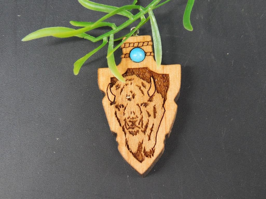 WOODEN BISON PENDANT ROCK STONE LAPIDARY SPECIMEN: WOODEN BISON PENDANT ROCK STONE LAPIDARY SPECIMEN