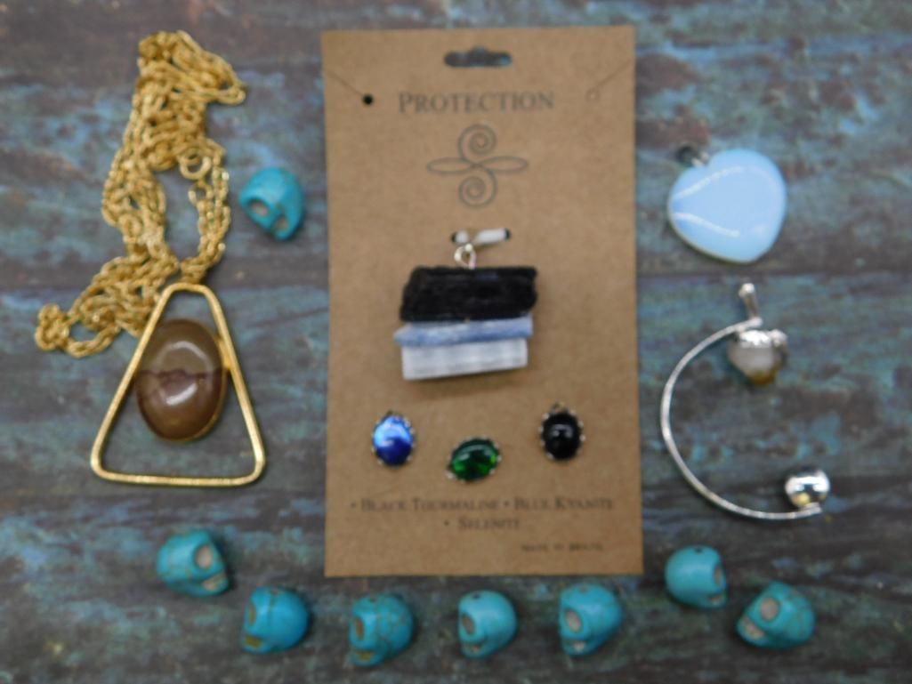 MIXED JEWELRY LOT ROCK STONE LAPIDARY SPECIMEN: MIXED JEWELRY LOT ROCK STONE LAPIDARY SPECIMEN