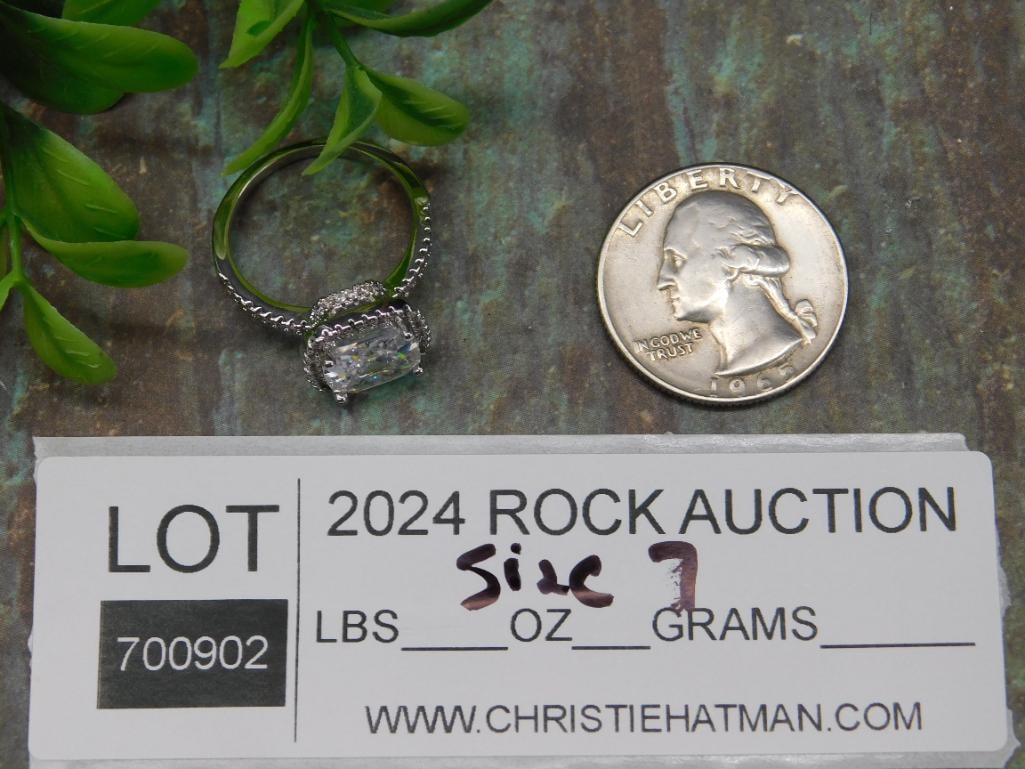 STONE RING ROCK STONE LAPIDARY SPECIMEN - 2