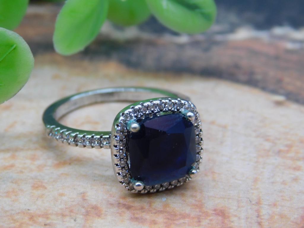 STONE RING ROCK STONE LAPIDARY SPECIMEN: STONE RING ROCK STONE LAPIDARY SPECIMEN