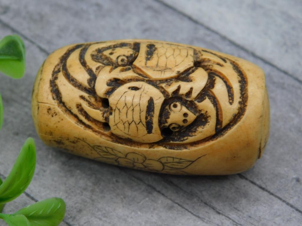 CARVED JADE ROCK STONE LAPIDARY SPECIMEN: CARVED JADE ROCK STONE LAPIDARY SPECIMEN