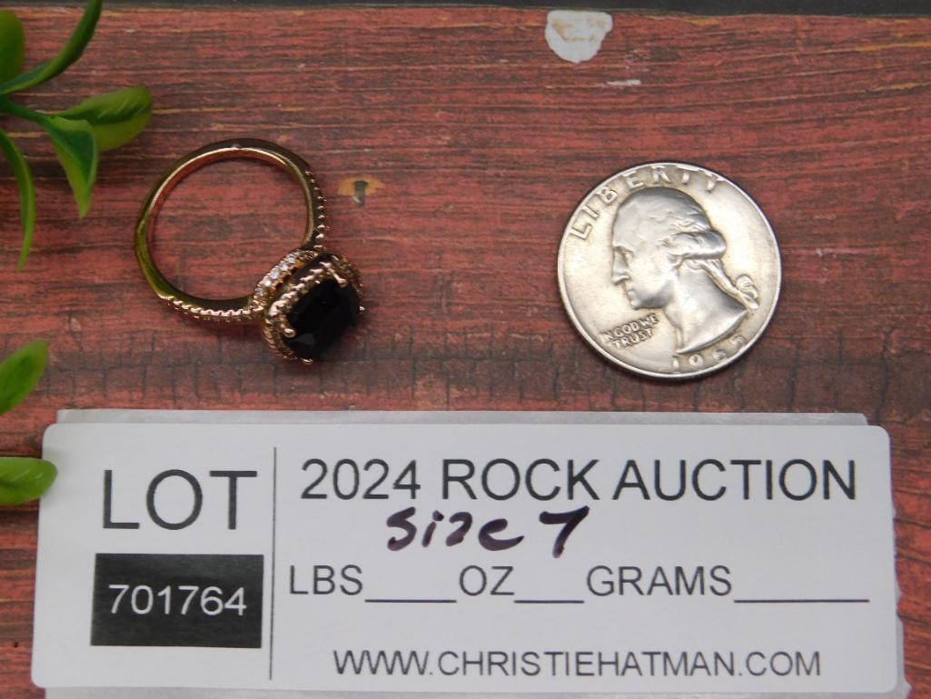 STONE RING ROCK STONE LAPIDARY SPECIMEN - 2