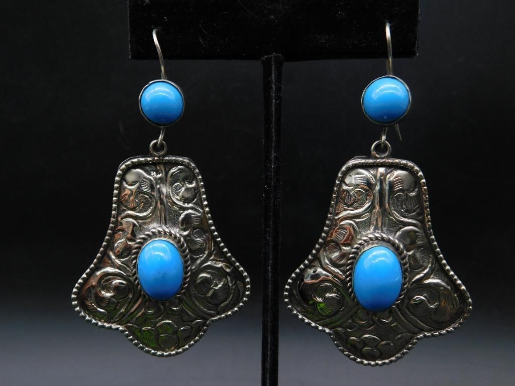 Silver Tone Drop Earrings With Blue Cabochons: Silver Tone Drop Earrings With Blue Cabochons