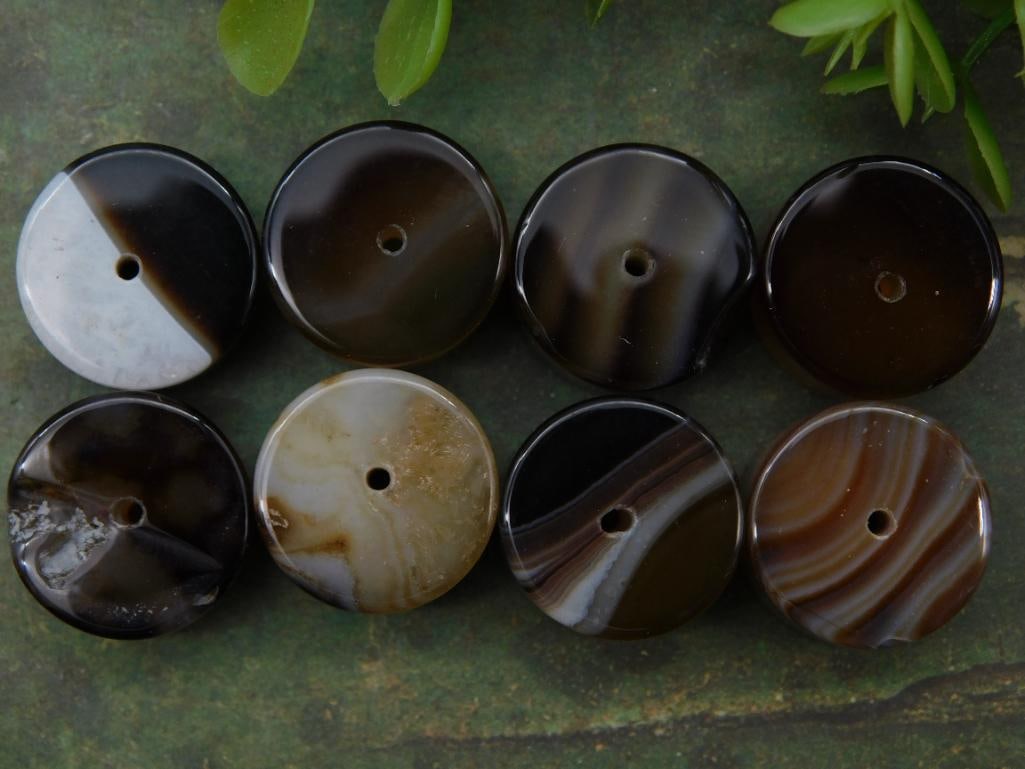 Stone Beads Rock Stone Lapidary Specimen: Stone Beads Rock Stone Lapidary Specimen