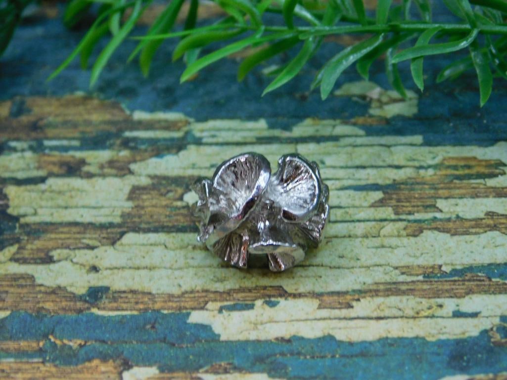 RING ROCK STONE LAPIDARY SPECIMEN: RING ROCK STONE LAPIDARY SPECIMEN