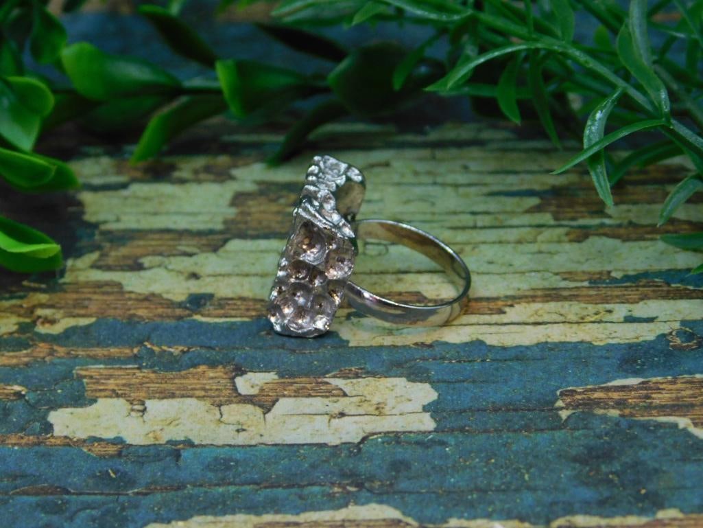 RING ROCK STONE LAPIDARY SPECIMEN - 2