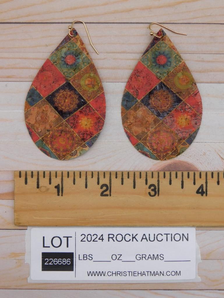 VINTAGE PATTERN TEAR DROP EARRINGS - 2