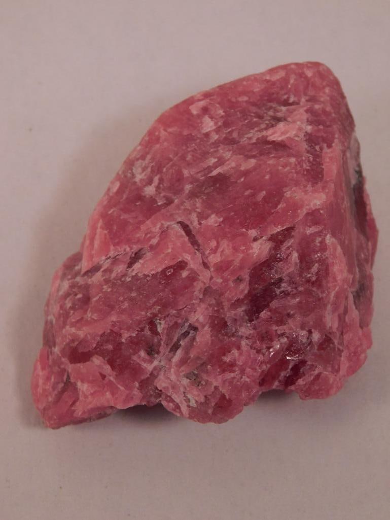 GEM RHODONITE ROCK STONE LAPIDARY SPECIMEN: GEM RHODONITE ROCK STONE LAPIDARY SPECIMEN