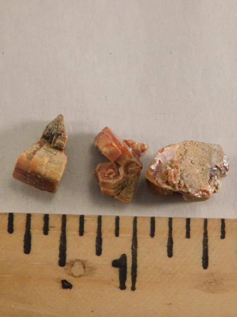 VANADINITE ROCK STONE LAPIDARY SPECIMEN - 2