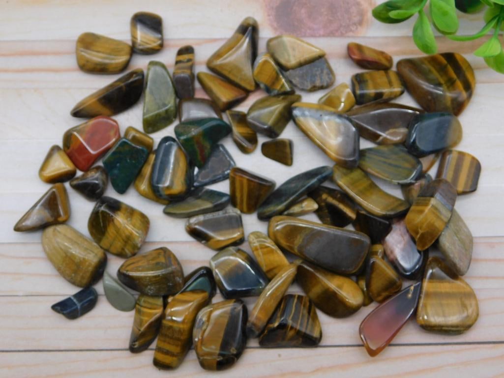 MUGGLE STONE ROCK STONE LAPIDARY SPECIMEN: MUGGLE STONE ROCK STONE LAPIDARY SPECIMEN