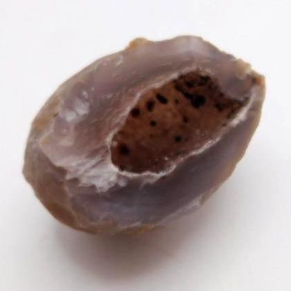 GEODE ROCK STONE LAPIDARY SPECIMEN: GEODE ROCK STONE LAPIDARY SPECIMEN