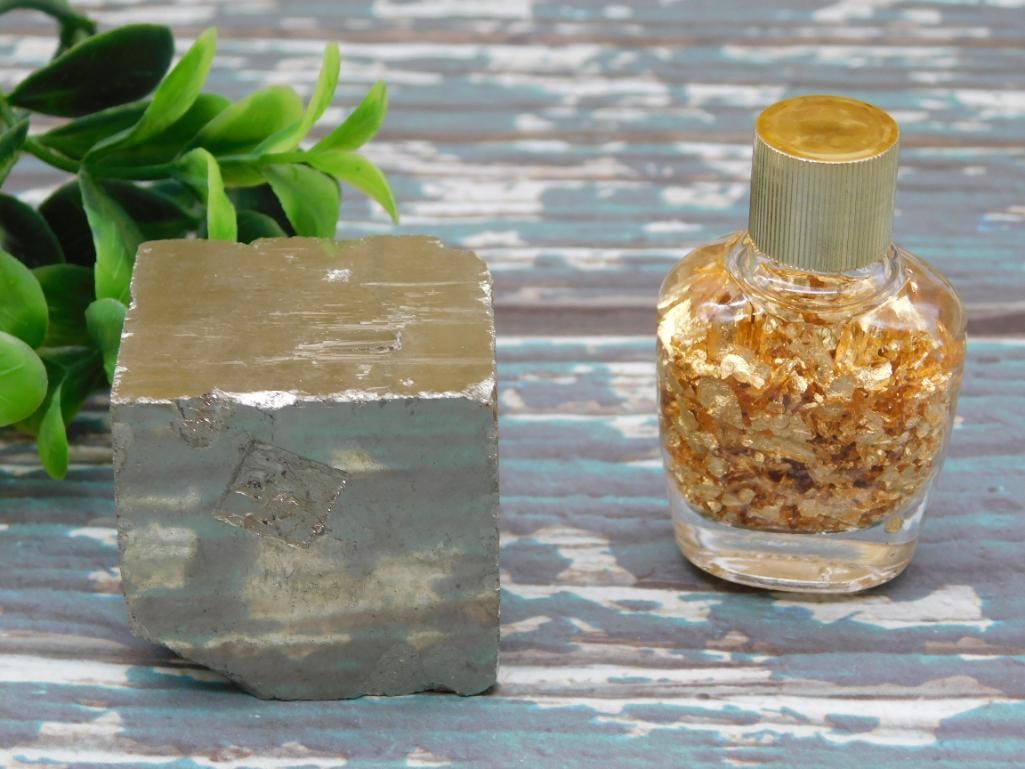 MIXED LOT ROCK STONE LAPIDARY SPECIMEN: MIXED LOT ROCK STONE LAPIDARY SPECIMEN