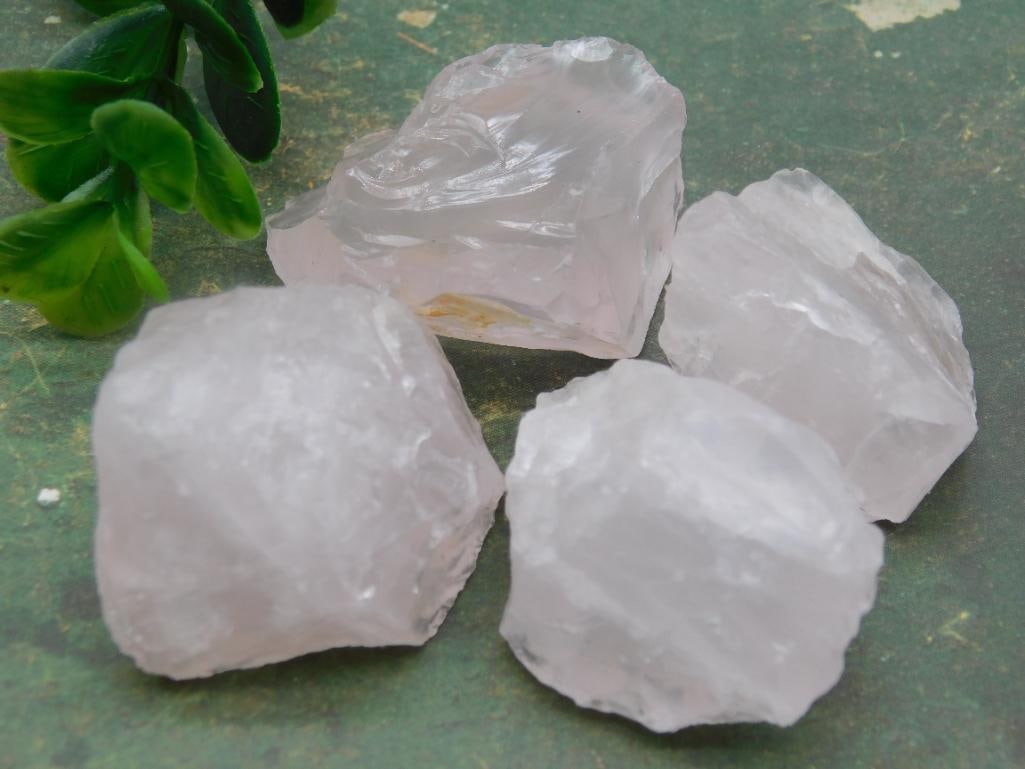 ROSE QUARTZ ROCK STONE LAPIDARY SPECIMEN: ROSE QUARTZ ROCK STONE LAPIDARY SPECIMEN