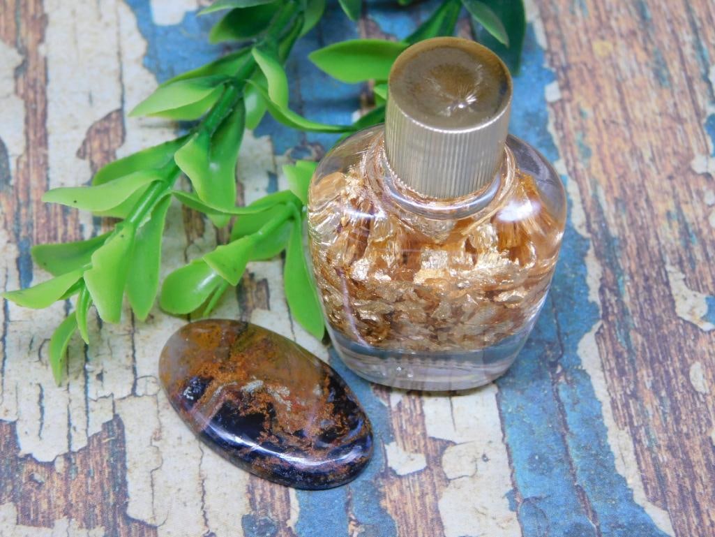 MIXED LOT ROCK STONE LAPIDARY SPECIMEN: MIXED LOT ROCK STONE LAPIDARY SPECIMEN