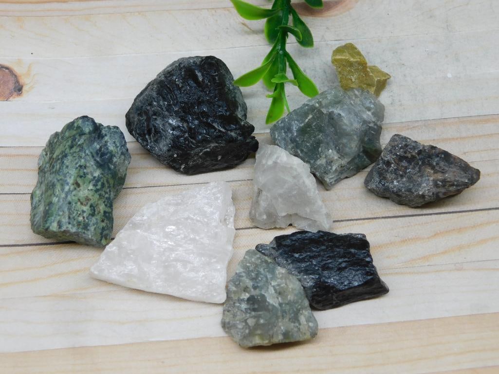 MIXED ROUGH ROCK ROCK STONE LAPIDARY SPECIMEN: MIXED ROUGH ROCK ROCK STONE LAPIDARY SPECIMEN