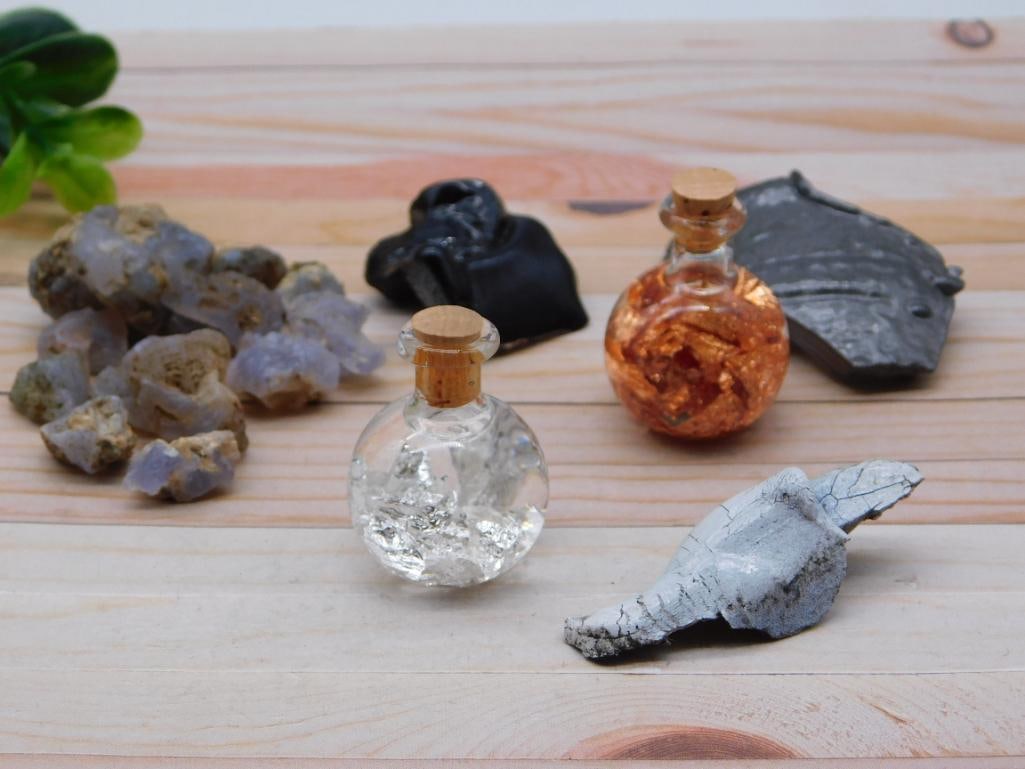 MIXED LOT ROCK STONE LAPIDARY SPECIMEN: MIXED LOT ROCK STONE LAPIDARY SPECIMEN