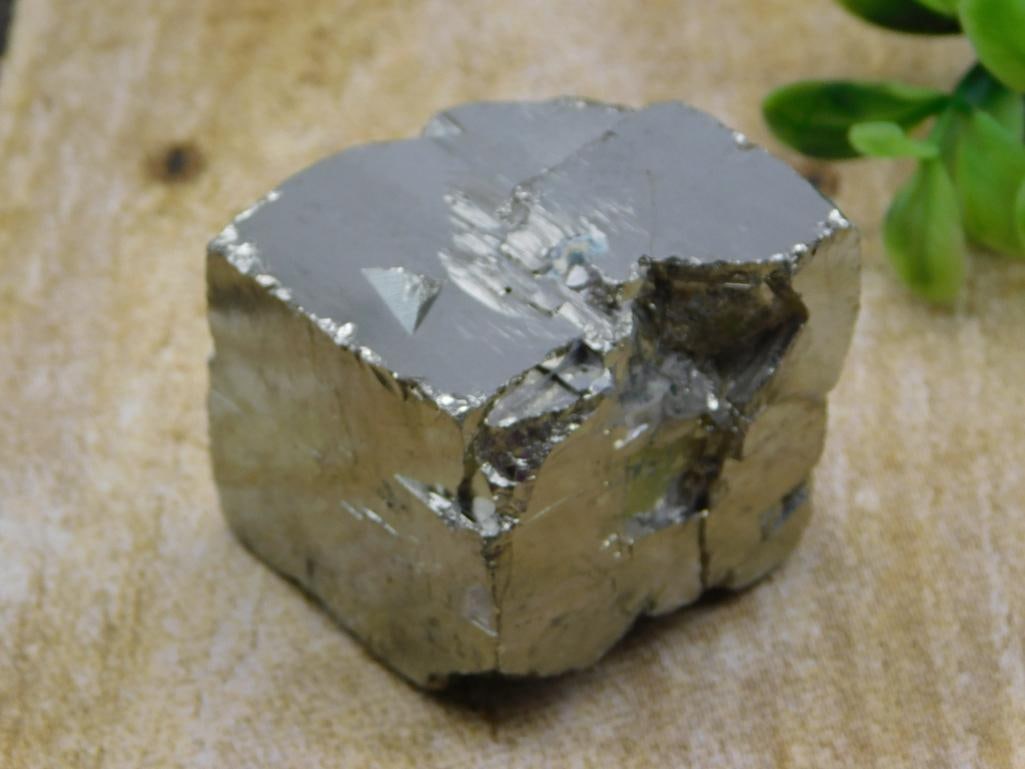 NATURALLY FORMED PYRITE CUBE ROCK STONE LAPIDARY SPECIMEN (1 of 2)