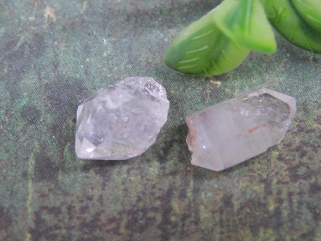 HERKIMER DIAMONDS ROCK STONE LAPIDARY SPECIMEN: HERKIMER DIAMONDS ROCK STONE LAPIDARY SPECIMEN