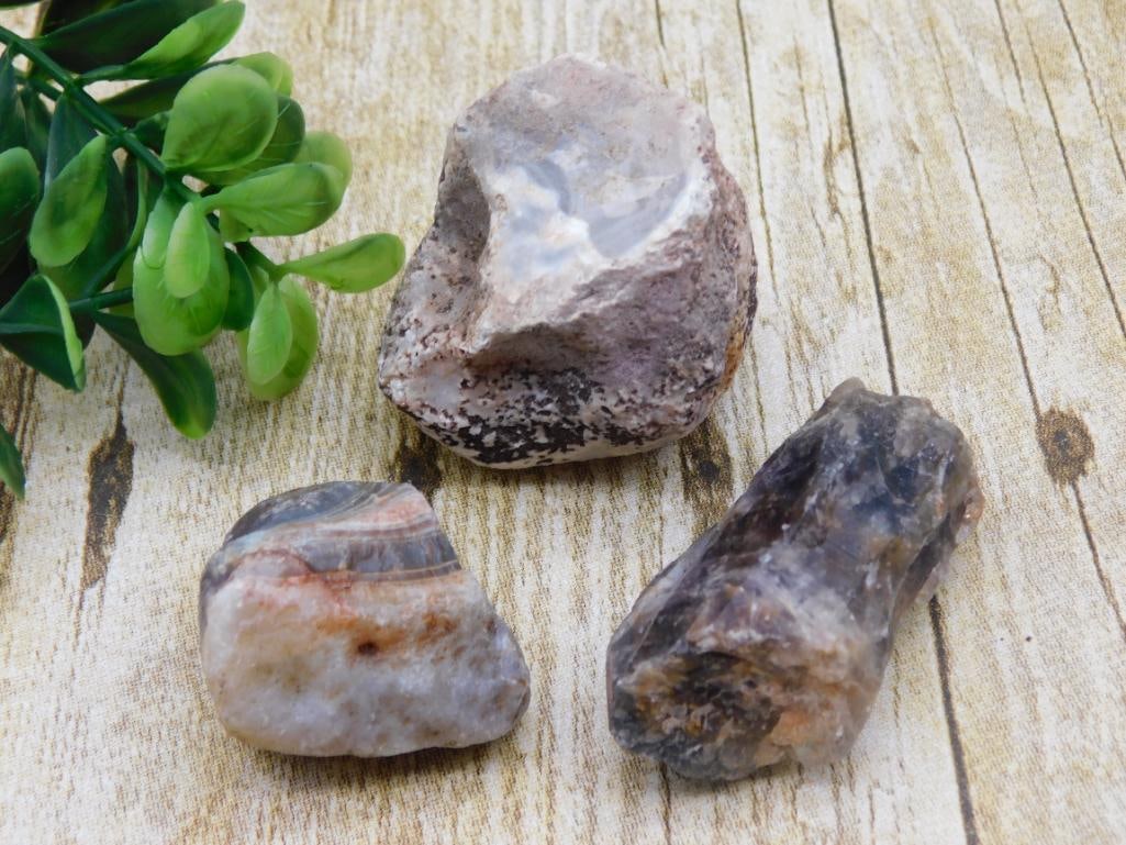 MIXED LOT ROCK STONE LAPIDARY SPECIMEN: MIXED LOT ROCK STONE LAPIDARY SPECIMEN