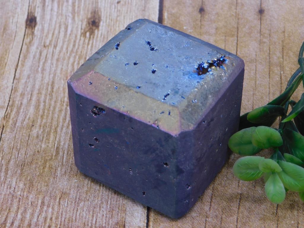 RAINBOW TITANIUM CUBE ROCK STONE LAPIDARY SPECIMEN: RAINBOW TITANIUM CUBE ROCK STONE LAPIDARY SPECIMEN