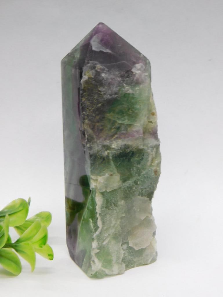 RAINBOW FLUORITE CRYSTAL TOWER ROCK STONE LAPIDARY SPECIMEN: RAINBOW FLUORITE CRYSTAL TOWER ROCK STONE LAPIDARY SPECIMEN