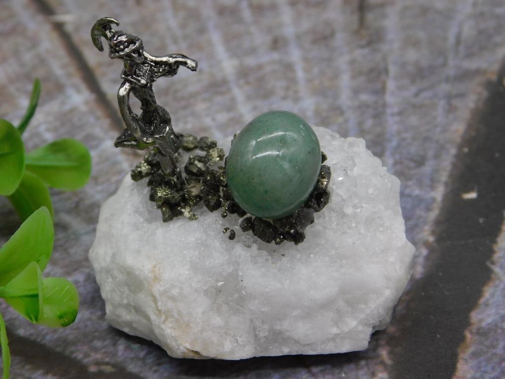 PYRITE MINER ON QUARTZ WITH AVENTURINE ROCK STONE LAPIDARY SPECIMEN: PYRITE MINER ON QUARTZ WITH AVENTURINE ROCK STONE LAPIDARY SPECIMEN