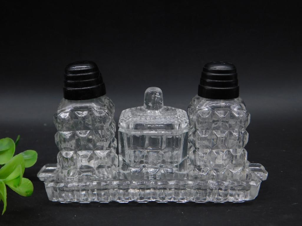 SALT, PEPPER, AND SUGAR SHAKERS ON GLASS TRAY VINTAGE ANTIQUE: SALT, PEPPER, AND SUGAR SHAKERS ON GLASS TRAY VINTAGE ANTIQUE