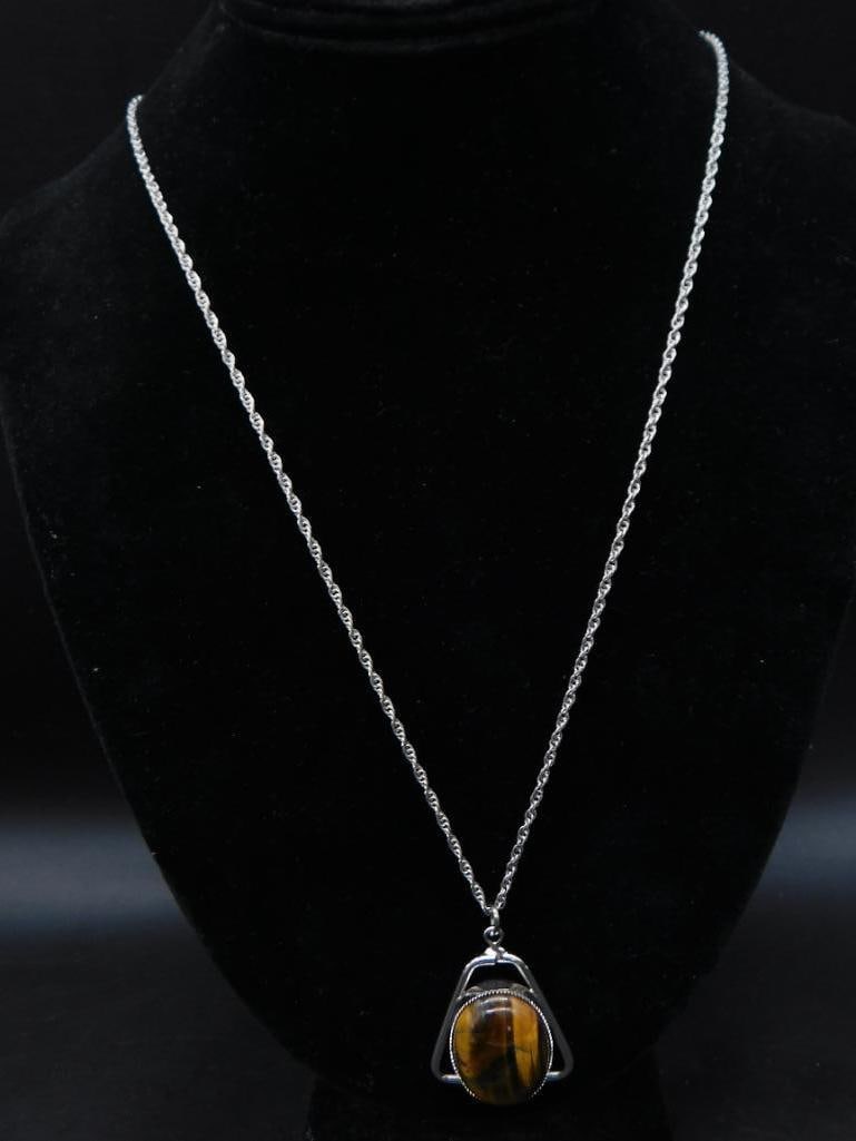 TIGER EYE PENDANT ON CHAIN NECKLACE ROCK STONE LAPIDARY SPECIMEN (1 of 3)