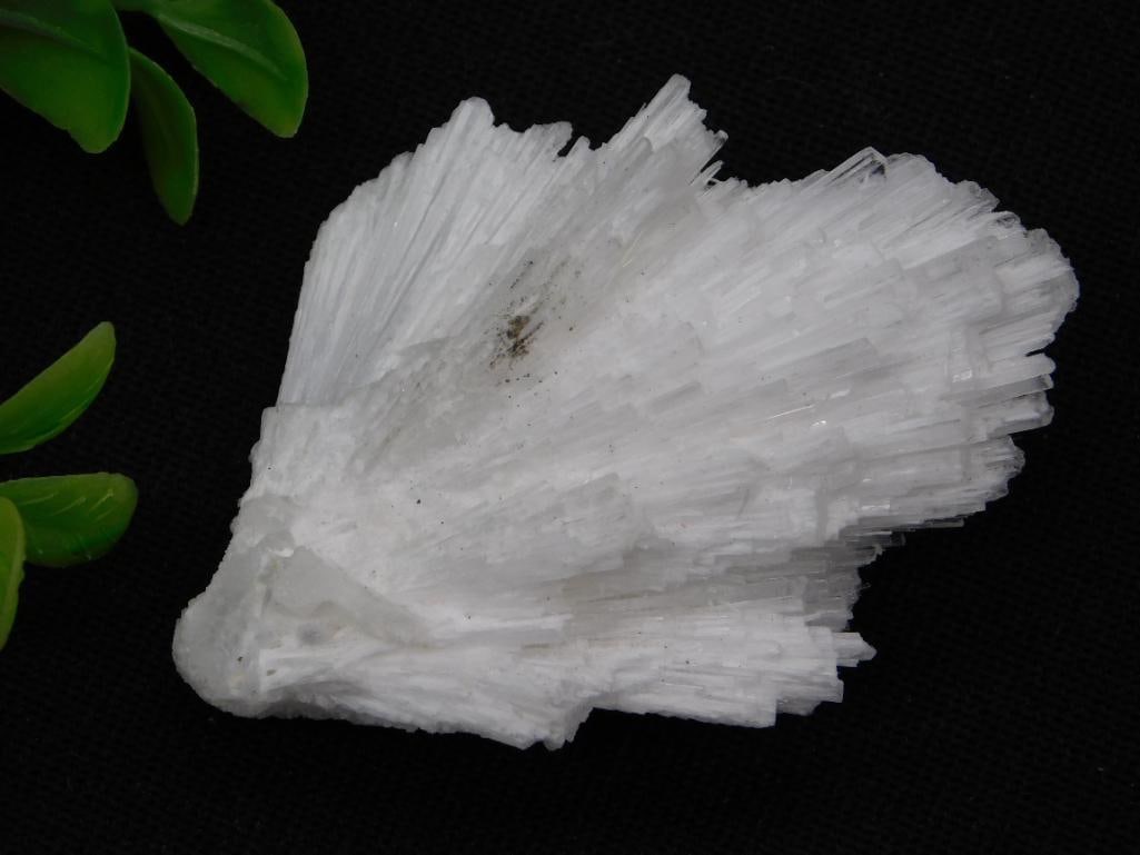 SCOLECITE ROCK STONE LAPIDARY SPECIMEN: SCOLECITE ROCK STONE LAPIDARY SPECIMEN