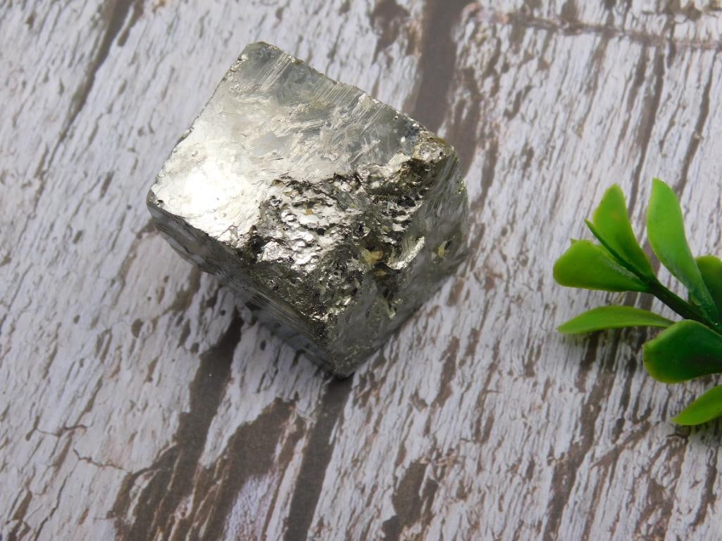 NATURAL FORMATION SPANISH PYRITE CUBE ROCK STONE LAPIDARY SPECIMEN (1 of 4)