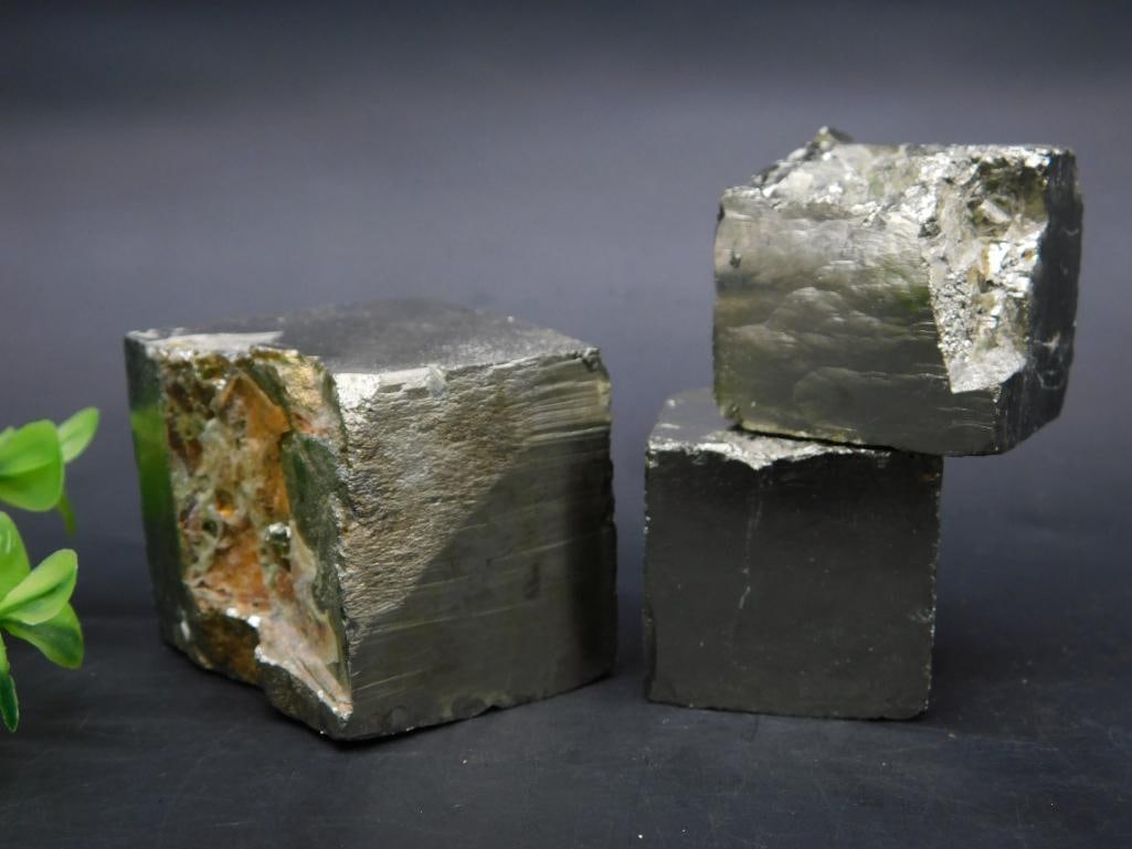 NATURAL FORMATION SPANISH PYRITE CUBE ROCK STONE LAPIDARY SPECIMEN (1 of 2)