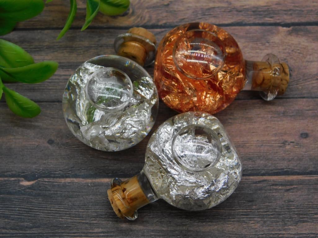 SILVER AND COPPER FLAKES IN BOTTLES ROCK STONE LAPIDARY SPECIMEN: SILVER AND COPPER FLAKES IN BOTTLES ROCK STONE LAPIDARY SPECIMEN