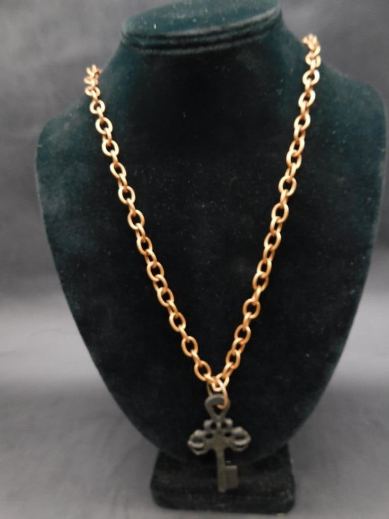 KEY PENDANT ON CHAIN NECKLACE - 2