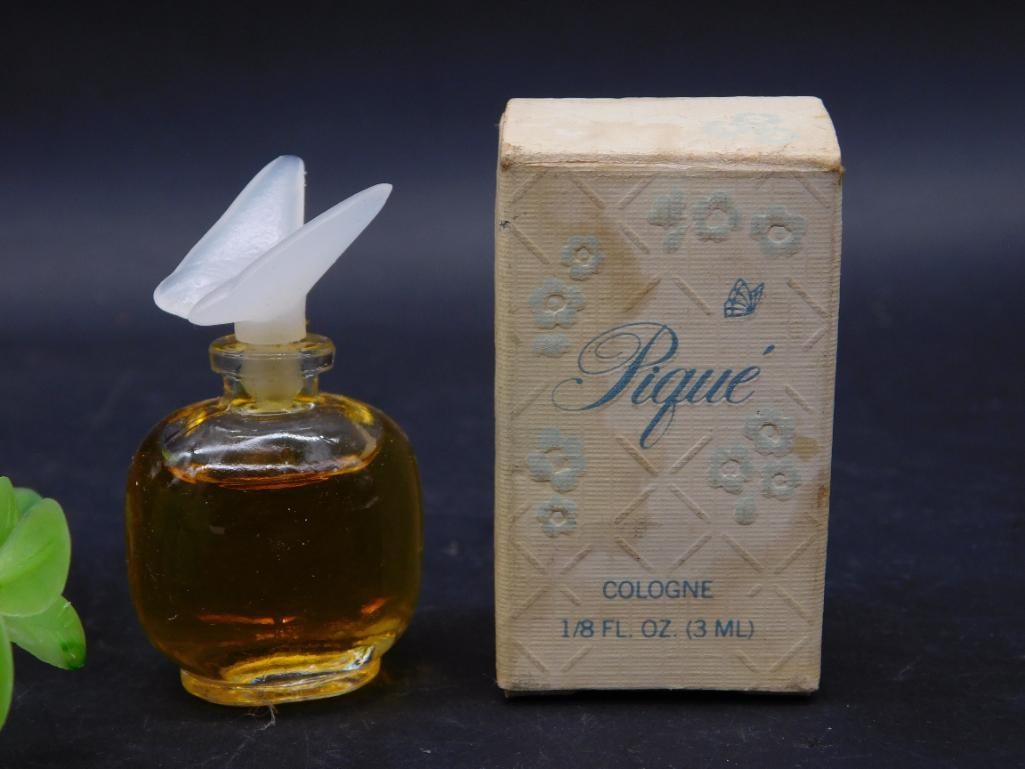 PIQUE COLOGNE IN ORIGINAL BOX VINTAGE ANTIQUE: PIQUE COLOGNE IN ORIGINAL BOX VINTAGE ANTIQUE