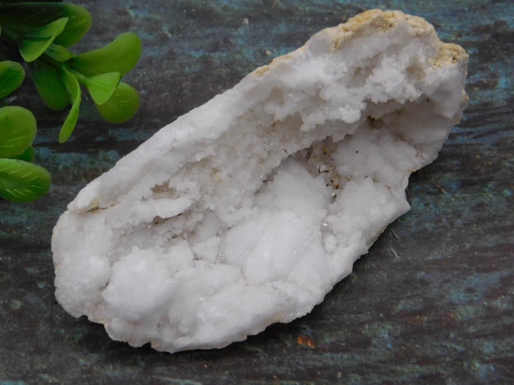 GEODE ROCK STONE LAPIDARY SPECIMEN (1 of 2)