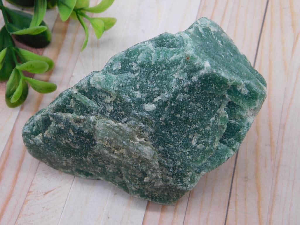 AVENTURINE ROCK STONE LAPIDARY SPECIMEN: AVENTURINE ROCK STONE LAPIDARY SPECIMEN