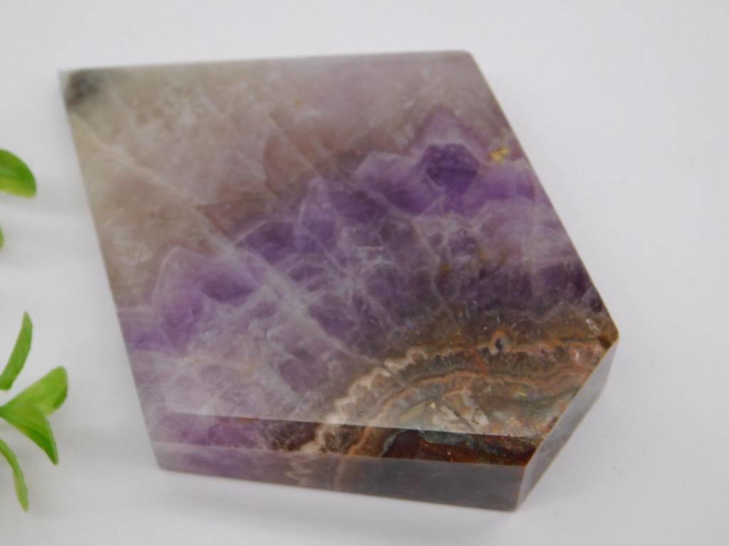 AMETHYST GEOMETRIC ROCK STONE LAPIDARY SPECIMEN: AMETHYST GEOMETRIC ROCK STONE LAPIDARY SPECIMEN