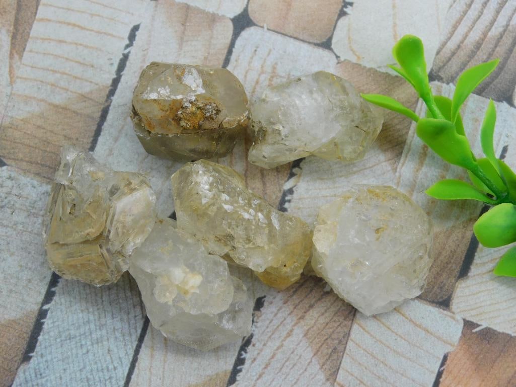 HERKIMER DIAMOND ROCK STONE LAPIDARY SPECIMEN: HERKIMER DIAMOND ROCK STONE LAPIDARY SPECIMEN