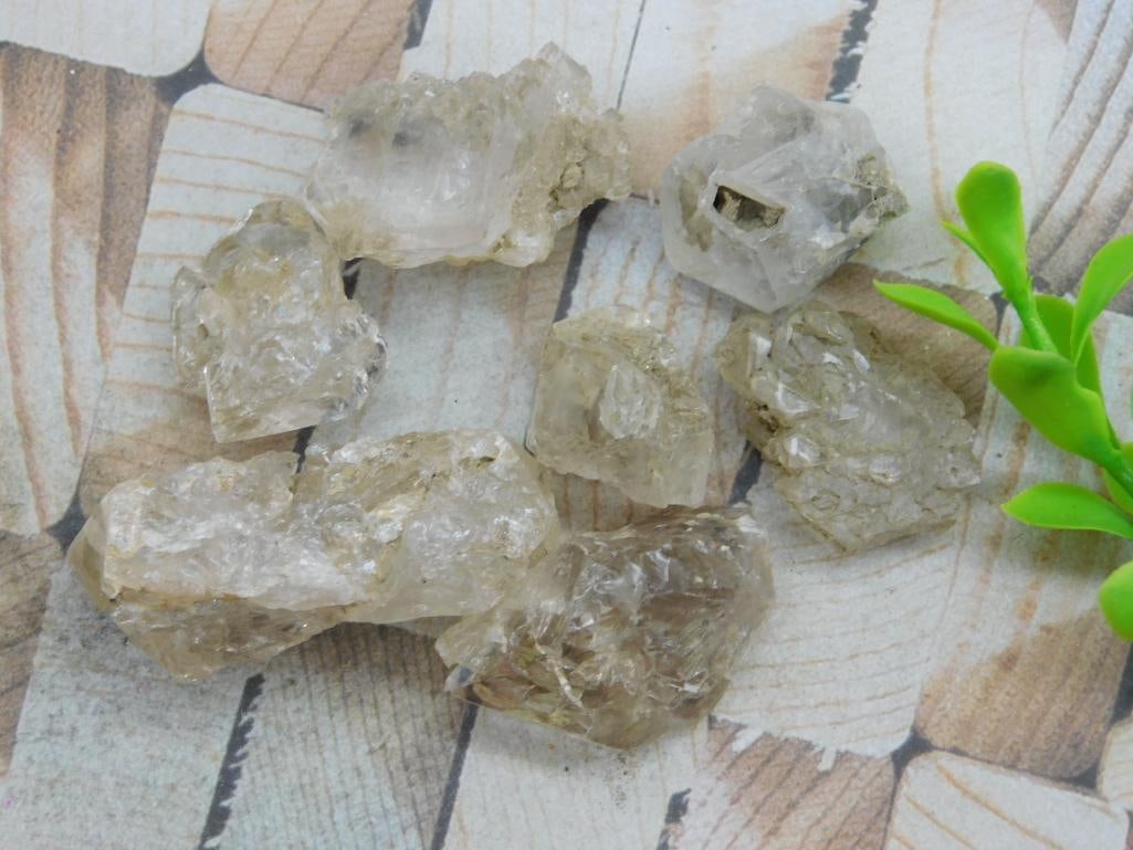 HERKIMER DIAMONDS ROCK STONE LAPIDARY SPECIMEN: HERKIMER DIAMONDS ROCK STONE LAPIDARY SPECIMEN