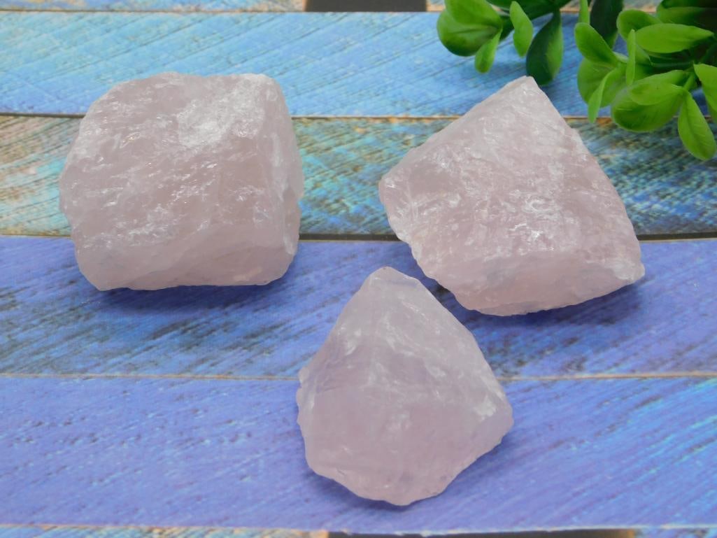 ROSE QUARTZ ROCK STONE LAPIDARY SPECIMEN: ROSE QUARTZ ROCK STONE LAPIDARY SPECIMEN