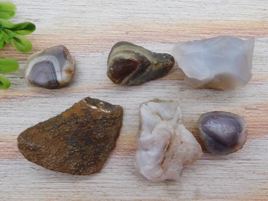 MIXED ROUGH ROCK ROCK STONE LAPIDARY SPECIMEN: MIXED ROUGH ROCK ROCK STONE LAPIDARY SPECIMEN