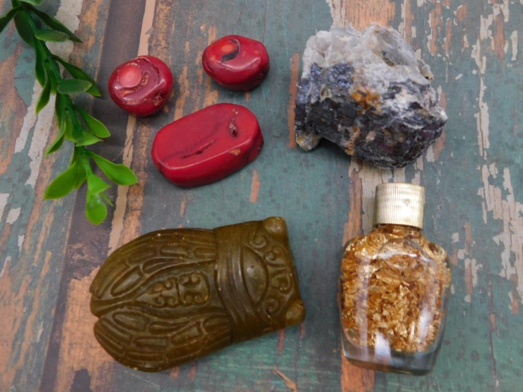 MIXED LOT ROCK STONE LAPIDARY SPECIMEN: MIXED LOT ROCK STONE LAPIDARY SPECIMEN