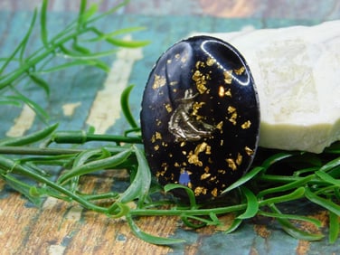 GOLD FLAKE COWBOY CABOCHON ROCK STONE LAPIDARY SPECIMEN