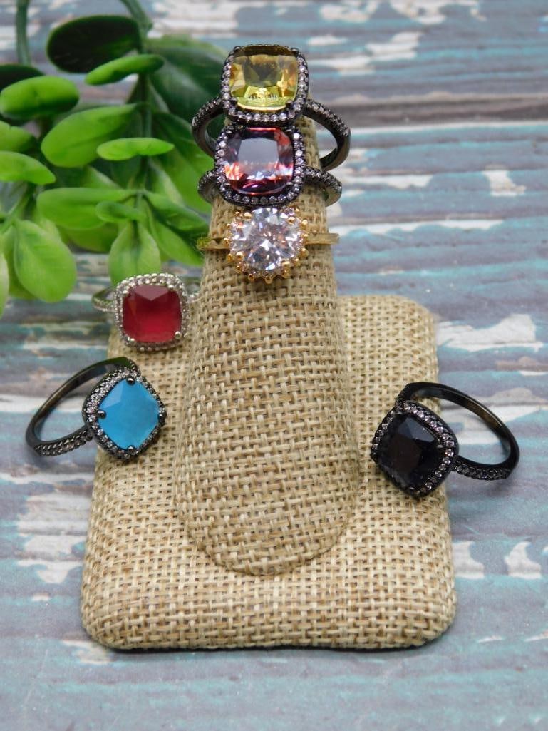 STONE RINGS ROCK STONE LAPIDARY SPECIMEN: STONE RINGS ROCK STONE LAPIDARY SPECIMEN