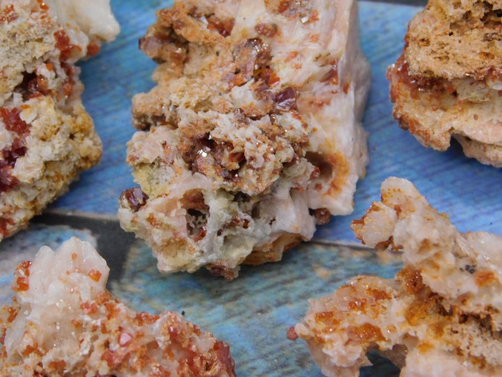 VANADINITE ROCK STONE LAPIDARY SPECIMEN - 2