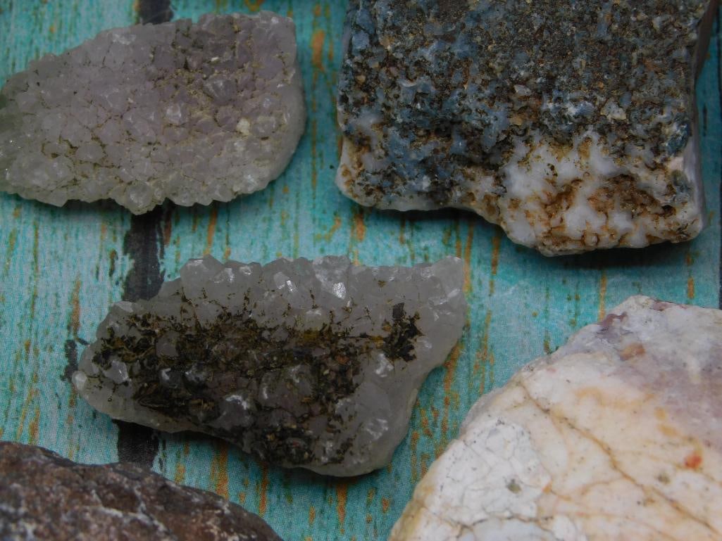 MIXED ROUGH ROCK STONE LAPIDARY SPECIMEN - 2