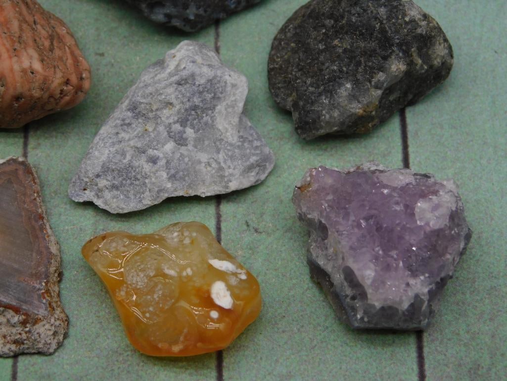 MIXED ROUGH ROCK STONE LAPIDARY SPECIMEN - 3