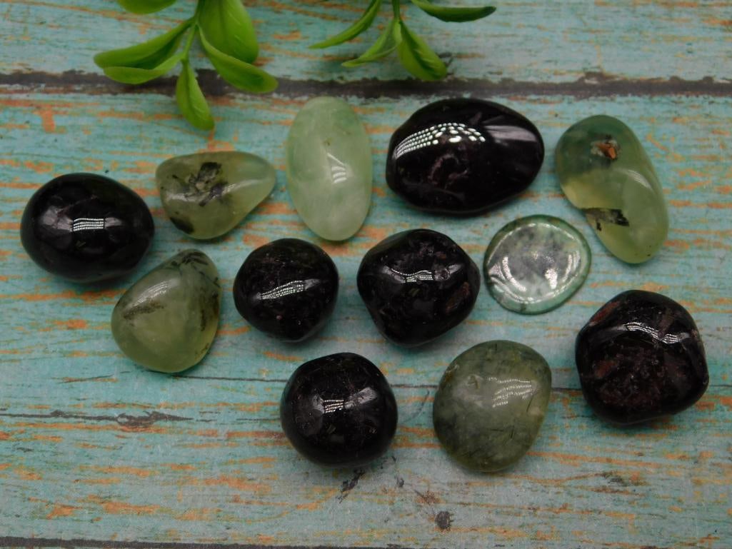 MIXED LOT ROCK STONE LAPIDARY SPECIMEN (1 of 2)