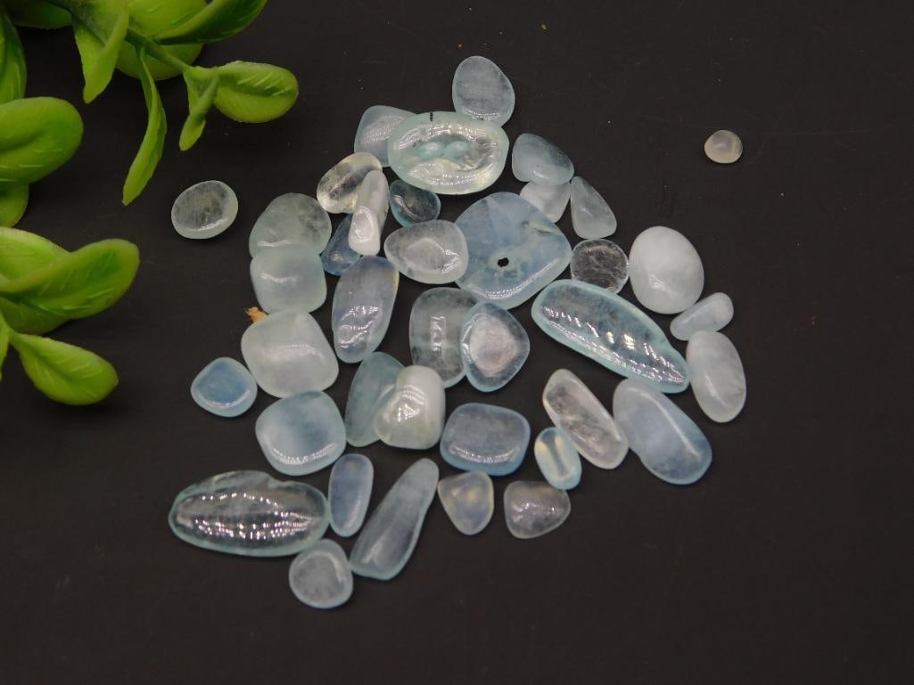 AQUAMARINE ROCK STONE LAPIDARY SPECIMEN: AQUAMARINE ROCK STONE LAPIDARY SPECIMEN