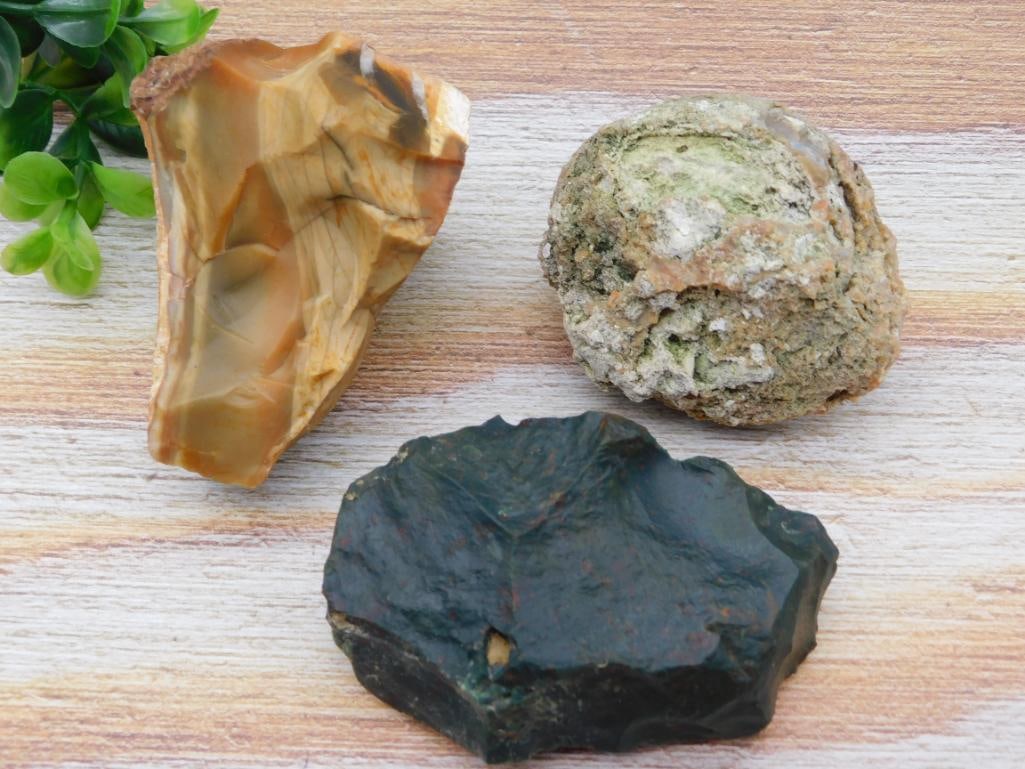 MIXED LOT ROCK STONE LAPIDARY SPECIMEN: MIXED LOT ROCK STONE LAPIDARY SPECIMEN